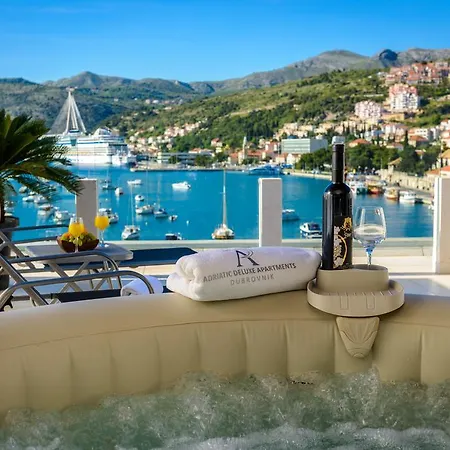 アパート アドリアティック デラックス *