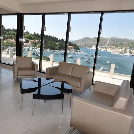 アパート アドリアティック デラックス *