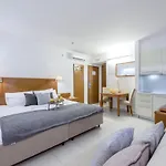 Adriatic Deluxe Daire *
