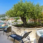 Adriatic Deluxe Appartamento *